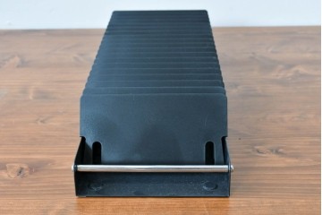 【簡易リペア限定品】　中古　USM Haller(USMハラー)　CD5枚×19列収納対応　見た目にも美しくCDを収納できる拡張シェルフ用CD収納トレイ10個セット　(R-085238)