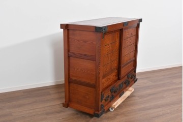 中古　超美品　引戸の木目が美しい水屋箪笥サイドボード　定価約36万円相当　(R-085240)