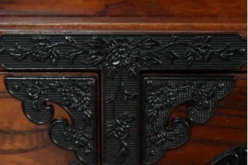 中古　超美品　引戸の木目が美しい水屋箪笥サイドボード　定価約36万円相当　(R-085240)