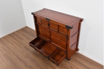 中古　超美品　和の空間に溶け込む上品な佇まいの水屋箪笥サイドボード　(R-085241)