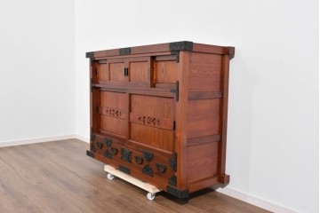 中古　超美品　和の空間に溶け込む上品な佇まいの水屋箪笥サイドボード　(R-085241)