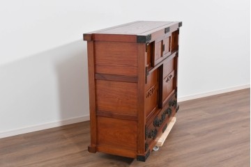 中古　超美品　和の空間に溶け込む上品な佇まいの水屋箪笥サイドボード　(R-085241)