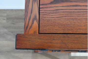 中古　超美品　和の空間に溶け込む上品な佇まいの水屋箪笥サイドボード　(R-085241)