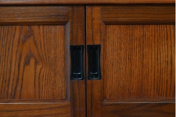 中古　超美品　和の空間に溶け込む上品な佇まいの水屋箪笥サイドボード　(R-085241)