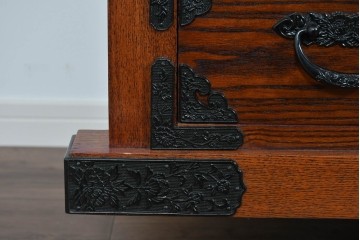 中古　超美品　和の空間に溶け込む上品な佇まいの水屋箪笥サイドボード　(R-085241)