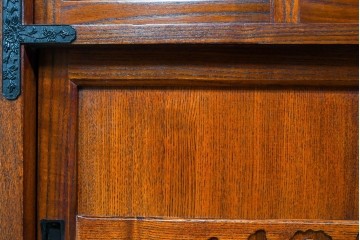 中古　超美品　和の空間に溶け込む上品な佇まいの水屋箪笥サイドボード　(R-085241)