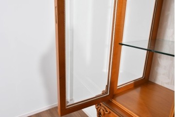 中古　美品　CLイタリア(CLItalia)社　繊細な装飾と優雅な象嵌が美しいキャビネット　定価推定約250万円以上　(R-085242)