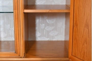 中古　美品　CLイタリア(CLItalia)社　繊細な装飾と優雅な象嵌が美しいキャビネット　定価推定約250万円以上　(R-085242)