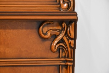 中古　美品　CLイタリア(CLItalia)社　繊細な装飾と優雅な象嵌が美しいキャビネット　定価推定約250万円以上　(R-085242)