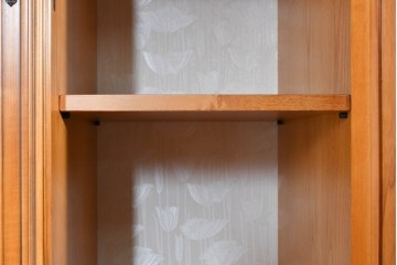 中古　美品　CLイタリア(CLItalia)社　繊細な装飾と優雅な象嵌が美しいキャビネット　定価推定約250万円以上　(R-085242)