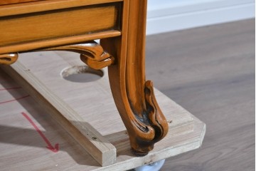 中古　美品　CLイタリア(CLItalia)社　繊細な装飾と優雅な象嵌が美しいキャビネット　定価推定約250万円以上　(R-085242)