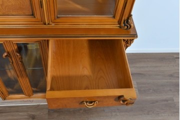 中古　美品　CLイタリア(CLItalia)社　繊細な装飾と優雅な象嵌が美しいキャビネット　定価推定約250万円以上　(R-085242)