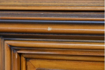 中古　美品　CLイタリア(CLItalia)社　繊細な装飾と優雅な象嵌が美しいキャビネット　定価推定約250万円以上　(R-085242)