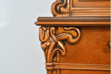 中古　美品　CLイタリア(CLItalia)社　繊細な装飾と優雅な象嵌が美しいキャビネット　定価推定約250万円以上　(R-085242)