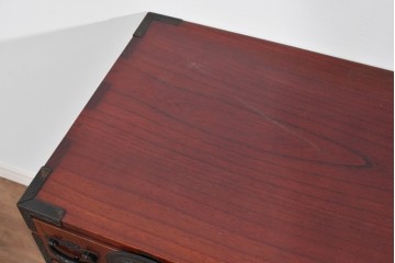 和製ヴィンテージ　希少‼　名工　八重樫繁作　上質な雰囲気を醸し出す手打ち金具付きの仙台小箪笥　(R-085243)