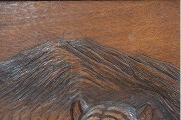 和製アンティーク　総欅(ケヤキ)材　在銘　惣昌　虎と鷹の図　迫力のある両面彫刻の衝立て　(R-085244)