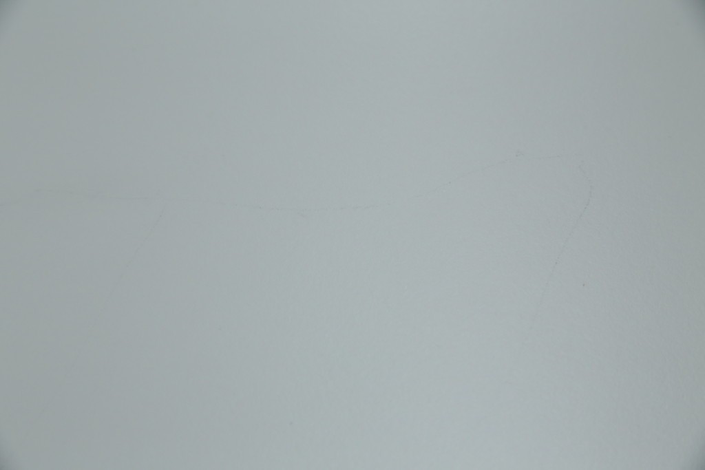 中古　美品　スイス　USMハラー(USM Haller)　ホームオフィスにもおすすめなスッキリとしたデザインのテーブル　定価約14万6千円相当　(R-085246)