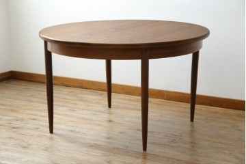 イギリスヴィンテージ　G-PLAN(ジープラン)　Fresco(フレスコ)　洗練された佇まいが魅力のエクステンションテーブル　(R-085247)