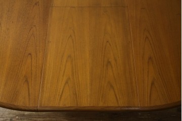 イギリスヴィンテージ　G-PLAN(ジープラン)　Fresco(フレスコ)　洗練された佇まいが魅力のエクステンションテーブル　(R-085247)