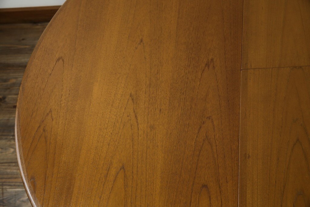 イギリスヴィンテージ　G-PLAN(ジープラン)　Fresco(フレスコ)　洗練された佇まいが魅力のエクステンションテーブル　(R-085247)