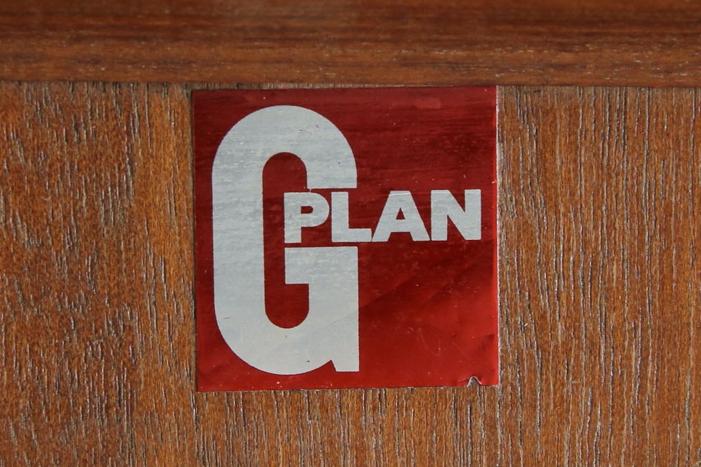 イギリスヴィンテージ　G-PLAN(ジープラン)　Fresco(フレスコ)　洗練された佇まいが魅力のエクステンションテーブル　(R-085247)