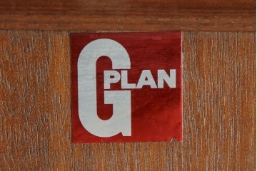 イギリスヴィンテージ　G-PLAN(ジープラン)　Fresco(フレスコ)　洗練された佇まいが魅力のエクステンションテーブル　(R-085247)