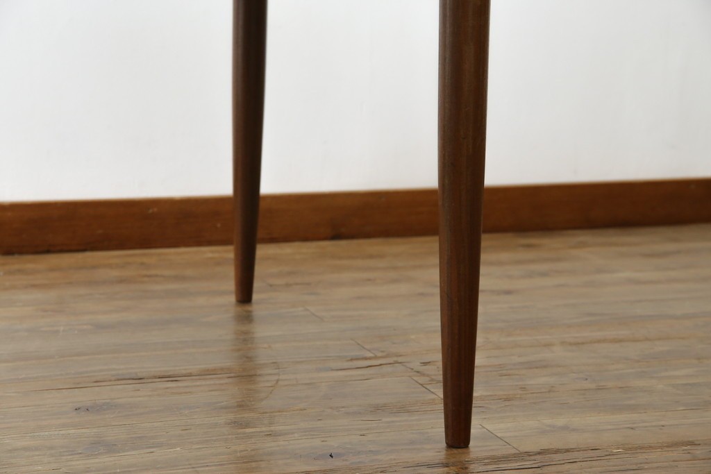 イギリスヴィンテージ　G-PLAN(ジープラン)　Fresco(フレスコ)　洗練された佇まいが魅力のエクステンションテーブル　(R-085247)