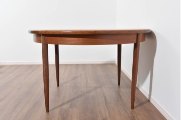 イギリスヴィンテージ　G-PLAN(ジープラン)　洗練された佇まいが魅力のエクステンションテーブル　(R-085247)