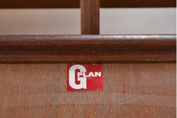 イギリスヴィンテージ　G-PLAN(ジープラン)　洗練された佇まいが魅力のエクステンションテーブル　(R-085247)