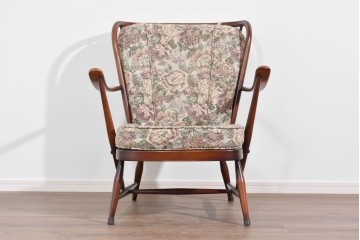 イギリスヴィンテージ　ERCOL(アーコール)　ゆったりと楽しむおうち時間におすすめの1人掛けソファ　(R-085248)