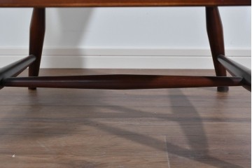 イギリスヴィンテージ　ERCOL(アーコール)　ゆったりと楽しむおうち時間におすすめの1人掛けソファ　(R-085248)