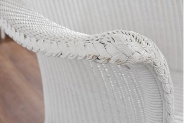 中古　美品　アンティーク家具ショップHandleオリジナル　Lusty's Japan LTD.　LLOYD LOOM(ロイドルーム)　Dessert(デザート)　背もたれの編み模様がアクセントのアームチェア　定価約13万3千円相当　(R-085249)