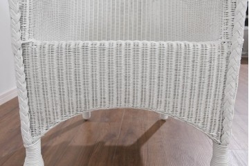 中古　美品　アンティーク家具ショップHandleオリジナル　Lusty's Japan LTD.　LLOYD LOOM(ロイドルーム)　Dessert(デザート)　背もたれの編み模様がアクセントのアームチェア　定価約13万3千円相当　(R-085249)