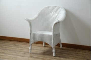 中古　美品　アンティーク家具ショップHandleオリジナル　Lusty's Japan LTD.　LLOYD LOOM(ロイドルーム)　Dessert(デザート)　背もたれの編み模様がアクセントのアームチェア　定価約13万3千円　(R-085249)