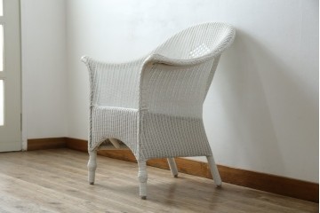 中古　美品　アンティーク家具ショップHandleオリジナル　Lusty's Japan LTD.　LLOYD LOOM(ロイドルーム)　Dessert(デザート)　背もたれの編み模様がアクセントのアームチェア　定価約13万3千円　(R-085249)