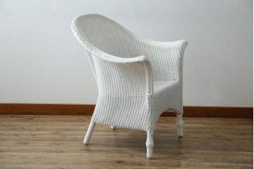 中古　美品　アンティーク家具ショップHandleオリジナル　Lusty's Japan LTD.　LLOYD LOOM(ロイドルーム)　Dessert(デザート)　背もたれの編み模様がアクセントのアームチェア　定価約13万3千円　(R-085249)