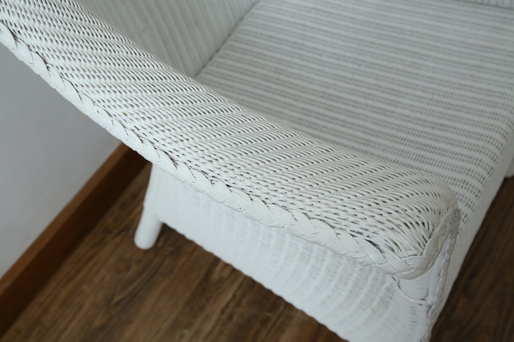 中古　美品　アンティーク家具ショップHandleオリジナル　Lusty's Japan LTD.　LLOYD LOOM(ロイドルーム)　Dessert(デザート)　背もたれの編み模様がアクセントのアームチェア　定価約13万3千円　(R-085249)