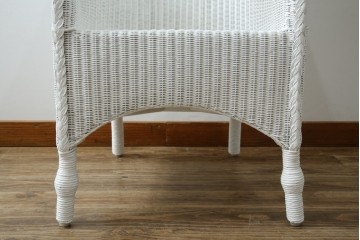 中古　美品　アンティーク家具ショップHandleオリジナル　Lusty's Japan LTD.　LLOYD LOOM(ロイドルーム)　Dessert(デザート)　背もたれの編み模様がアクセントのアームチェア　定価約13万3千円　(R-085249)