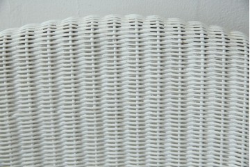 中古　美品　アンティーク家具ショップHandleオリジナル　Lusty's Japan LTD.　LLOYD LOOM(ロイドルーム)　Dinner(ディナー)　優しい白色の編み込みが魅力のアームチェア　定価約13万円　(R-085250)