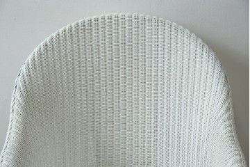 中古　美品　アンティーク家具ショップHandleオリジナル　Lusty's Japan LTD.　LLOYD LOOM(ロイドルーム)　Dinner(ディナー)　優しい白色の編み込みが魅力のアームチェア　定価約13万円　(R-085250)