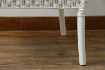 中古　美品　アンティーク家具ショップHandleオリジナル　Lusty's Japan LTD.　LLOYD LOOM(ロイドルーム)　Dinner(ディナー)　優しい白色の編み込みが魅力のアームチェア　定価約13万円　(R-085250)