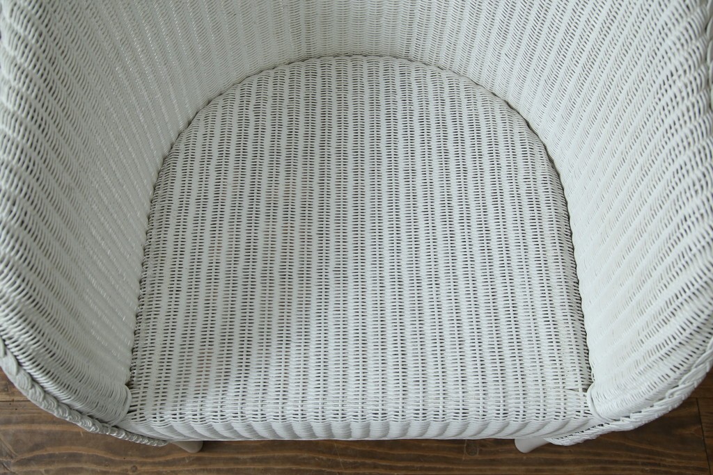 中古　美品　アンティーク家具ショップHandleオリジナル　Lusty's Japan LTD.　LLOYD LOOM(ロイドルーム)　Dinner(ディナー)　優しい白色の編み込みが魅力のアームチェア　定価約13万円　(R-085250)