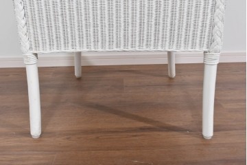 中古　美品　アンティーク家具ショップHandleオリジナル　Lusty's Japan LTD.　LLOYD LOOM(ロイドルーム)　Dinner(ディナー)　優しい白色の編み込みが魅力のアームチェア　定価約13万円相当　(R-085250)