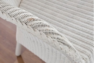 中古　美品　アンティーク家具ショップHandleオリジナル　Lusty's Japan LTD.　LLOYD LOOM(ロイドルーム)　Dinner(ディナー)　優しい白色の編み込みが魅力のアームチェア　定価約13万円相当　(R-085250)