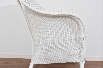 中古　美品　アンティーク家具ショップHandleオリジナル　Lusty's Japan LTD.　LLOYD LOOM(ロイドルーム)　Dinner(ディナー)　優しい白色の編み込みが魅力のアームチェア　定価約13万円相当　(R-085250)