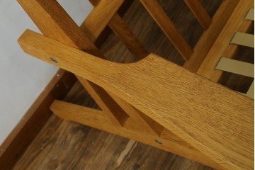 デンマーク家具　GETAMA(ゲタマ)　Hans J Wegner(ハンス・J・ウェグナー)　GE375　オーク材　美しい木肌と端正なフォルムのハイバックチェア　(R-085251)