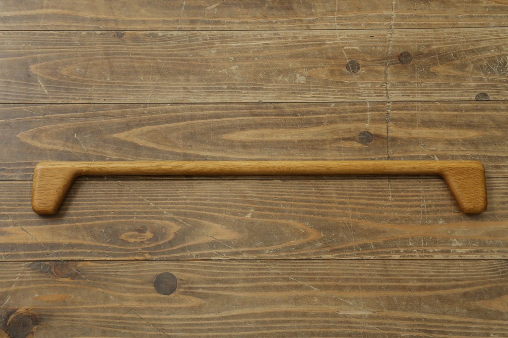 デンマーク家具　GETAMA(ゲタマ)　Hans J Wegner(ハンス・J・ウェグナー)　GE375　オーク材　美しい木肌と端正なフォルムのハイバックチェア　(R-085251)