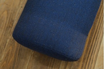 デンマーク家具　GETAMA(ゲタマ)　Hans J Wegner(ハンス・J・ウェグナー)　GE375　オーク材　美しい木肌と端正なフォルムのハイバックチェア　(R-085251)