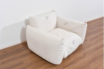 中古　arflex(アルフレックス)　MARENCO(マレンコ)　ふっくらとしたフォルムで座り心地も抜群な麻カバーの1人掛けソファ　(R-085253)