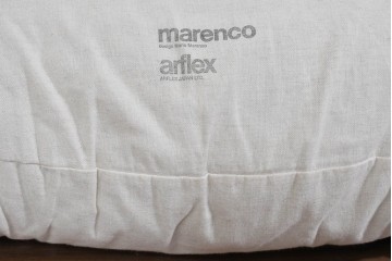 中古　arflex(アルフレックス)　MARENCO(マレンコ)　ふっくらとしたフォルムで座り心地も抜群な麻カバーの1人掛けソファ　(R-085253)